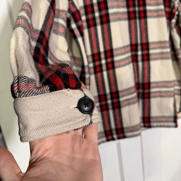 Lucky Brand Plaid Shacket Flannel Oversized Cream Black Red Size Large - Picture 13 of 14